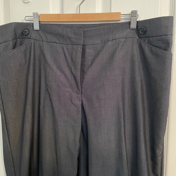 Addition Elle pantsuit - Picture 7 of 10